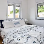 Family Friendly With A Swimming Pool Vinkuran, - 15736 Pula