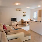 Family Friendly With A Swimming Pool Vinkuran, - 15736 Apartamento Pula