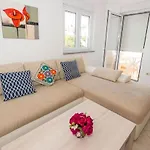 Family Friendly With A Swimming Pool Vinkuran, - 15736